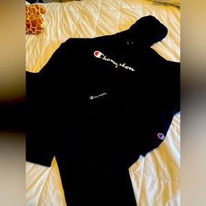 MATCHING CHAMPION SWEATSUIT